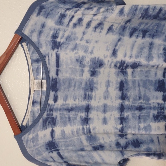 SLIGHTLY USED LUCK BRAND TYE DYE BLUE SHIRT SIZE XL - Picture 5 of 12